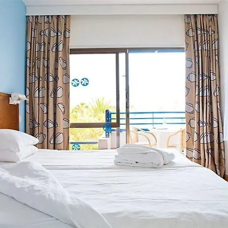 Lejlighedshotel Sunwing Sandy Bay Village