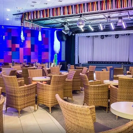 Sunwing Sandy Bay Village Lejlighedshotel 4*