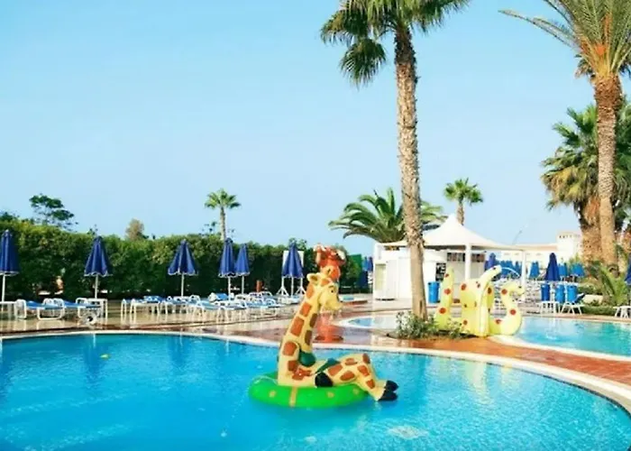 Aparthotel Sunwing Sandy Bay Village Ayia Napa