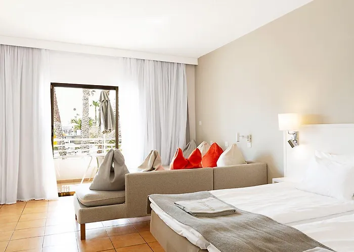 Lägenhetshotell Sunwing Sandy Bay Village Ayia Napa