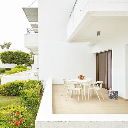 Lägenhetshotell Sunwing Sandy Bay Village Ayia Napa