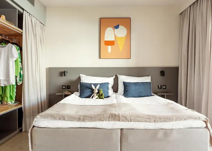 Sunwing Sandy Bay Village Apart Otel