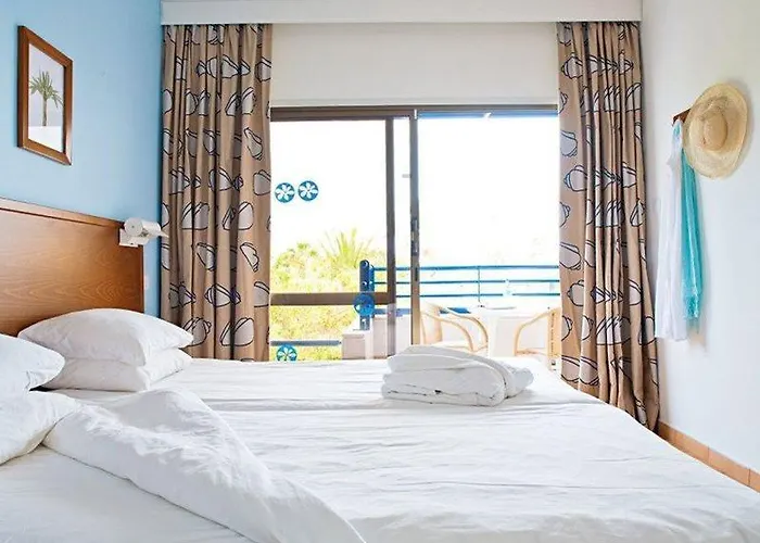 Apart Otel Sunwing Sandy Bay Village